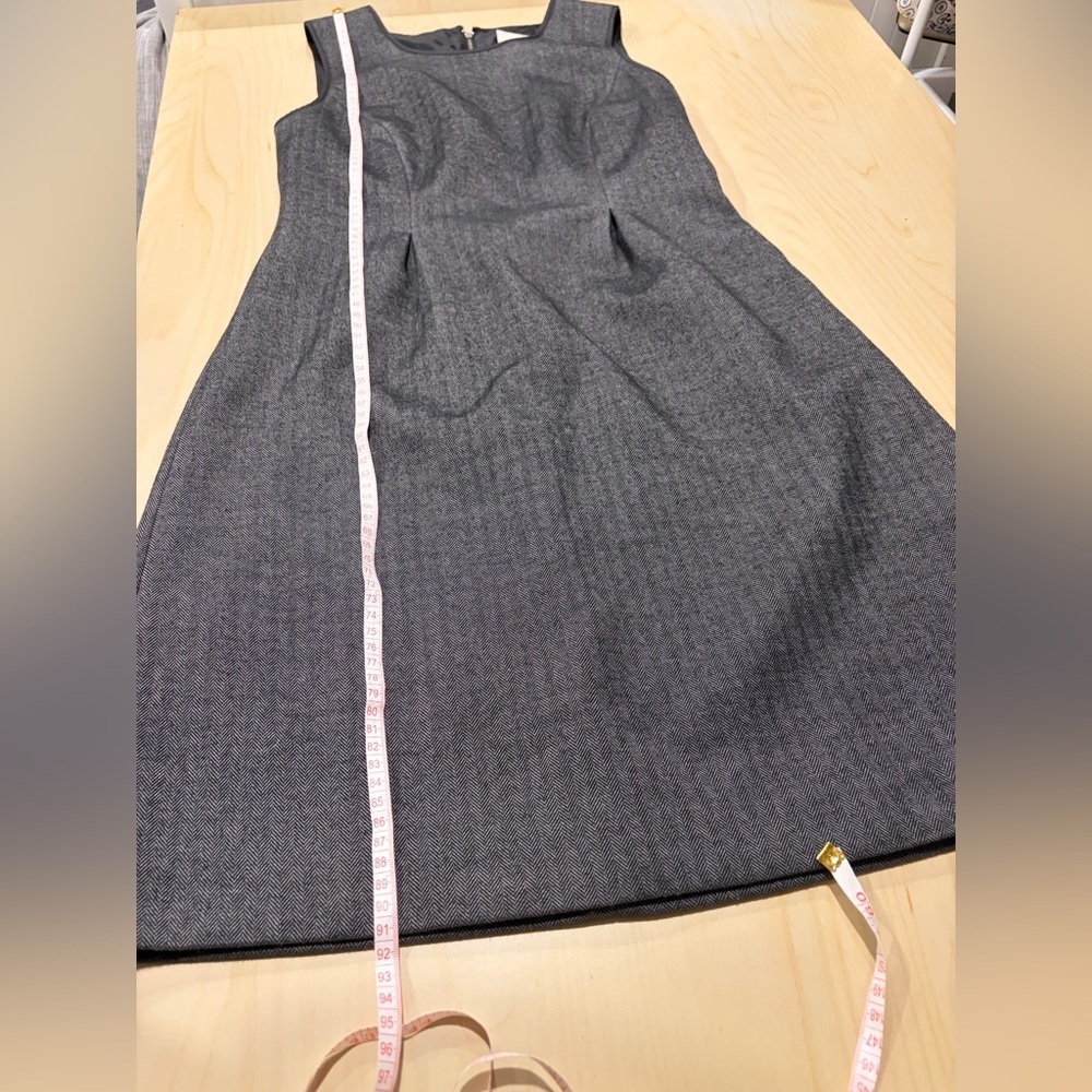 J.Crew Gray Herringbone Sheath Dress | Size 4 | Classic Workwear - Picture 11 of 11